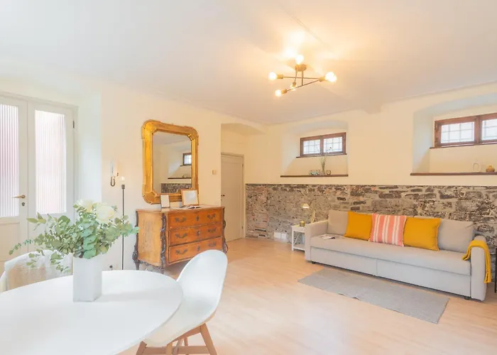 Apartment La Piazza Di *