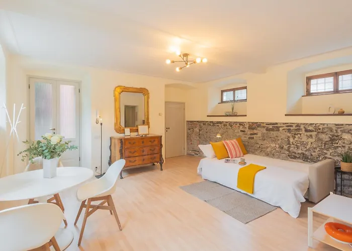 La Piazza Di * Cernobbio