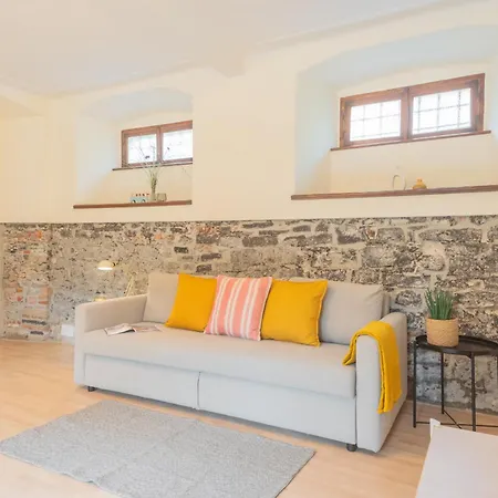 Appartamento La Piazza Di By Rent Cernobbio